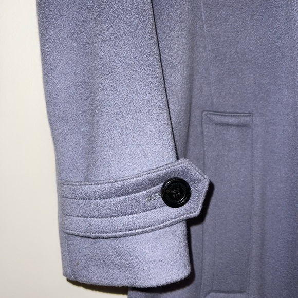 Burberry periwinkle trench coat - Picture 4 of 4